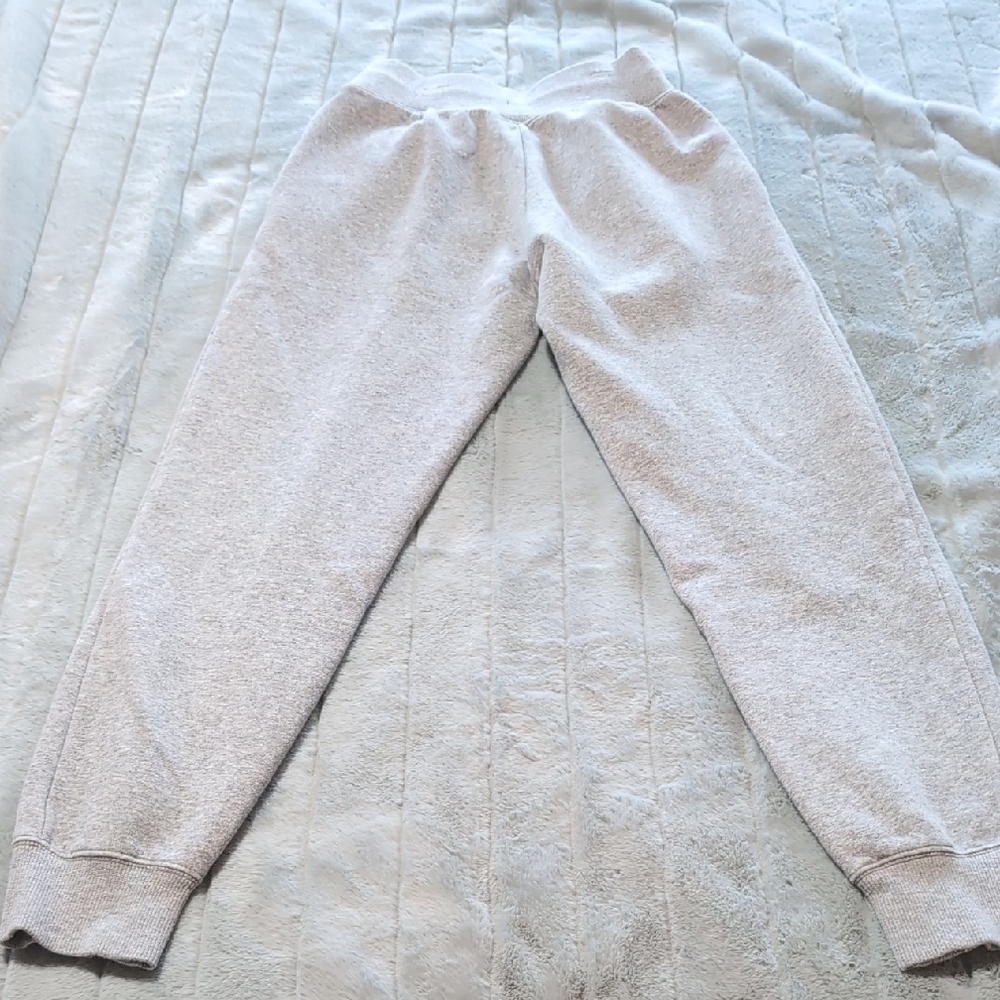 Nike Ladies Size XS Sweatpants - Black and Gray - Picture 6 of 10